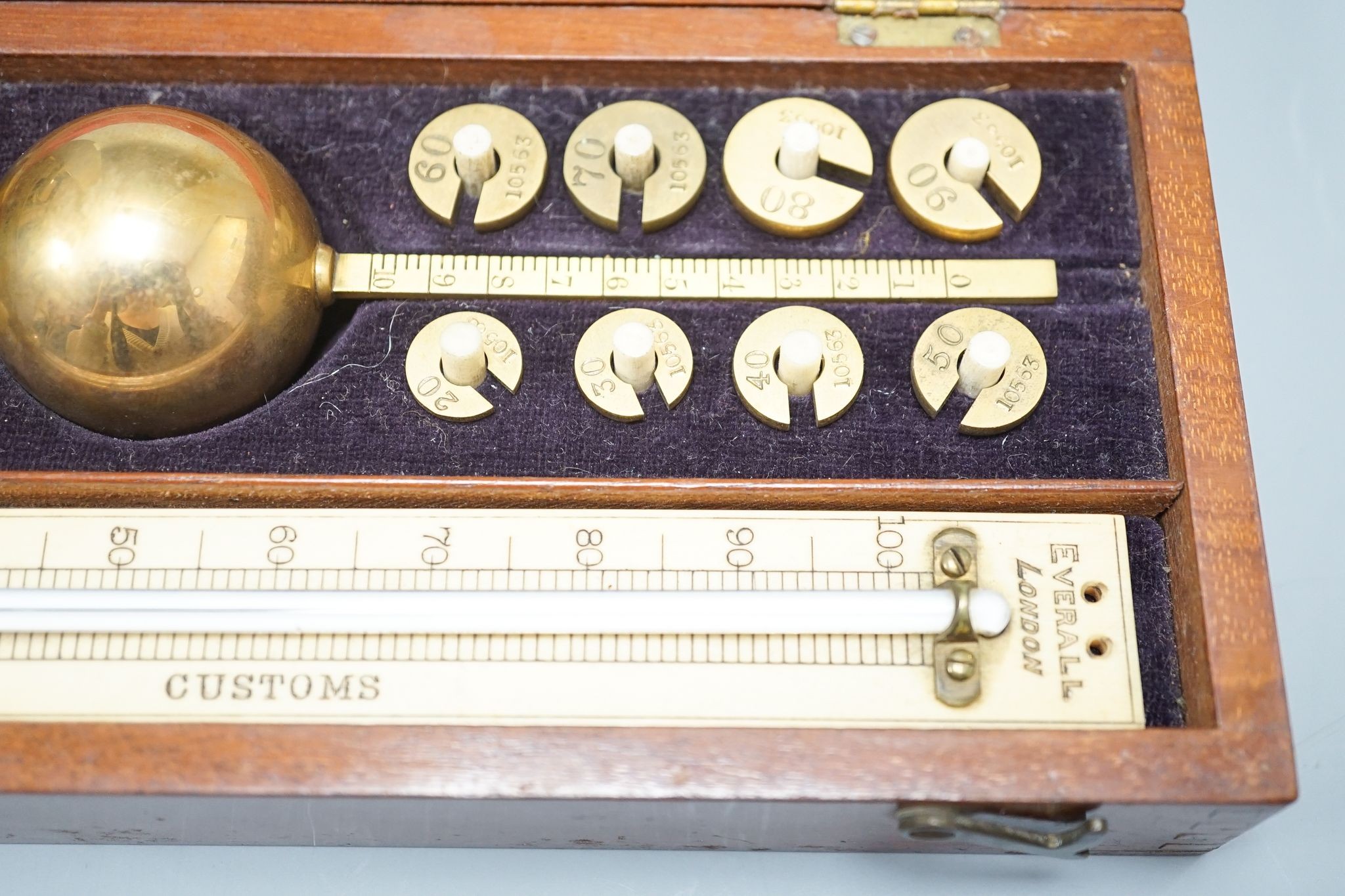 A boxed Everall, London hygrometer, the thermometer with ivory scale